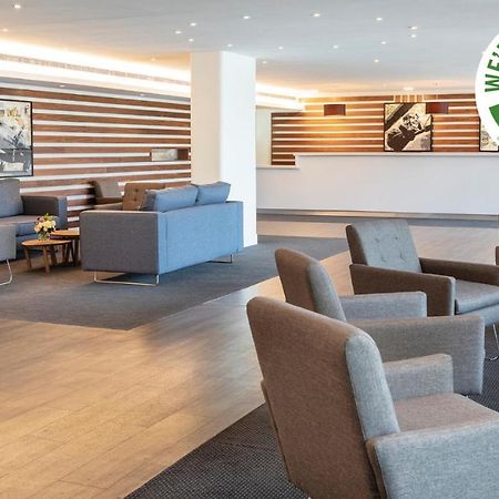St Giles Heathrow - A St Giles Hotel Feltham ภายนอก รูปภาพ