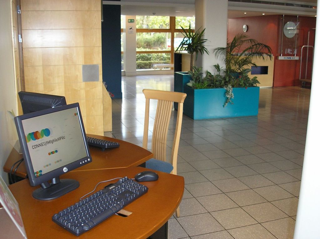St Giles Heathrow - A St Giles Hotel Feltham ภายนอก รูปภาพ
